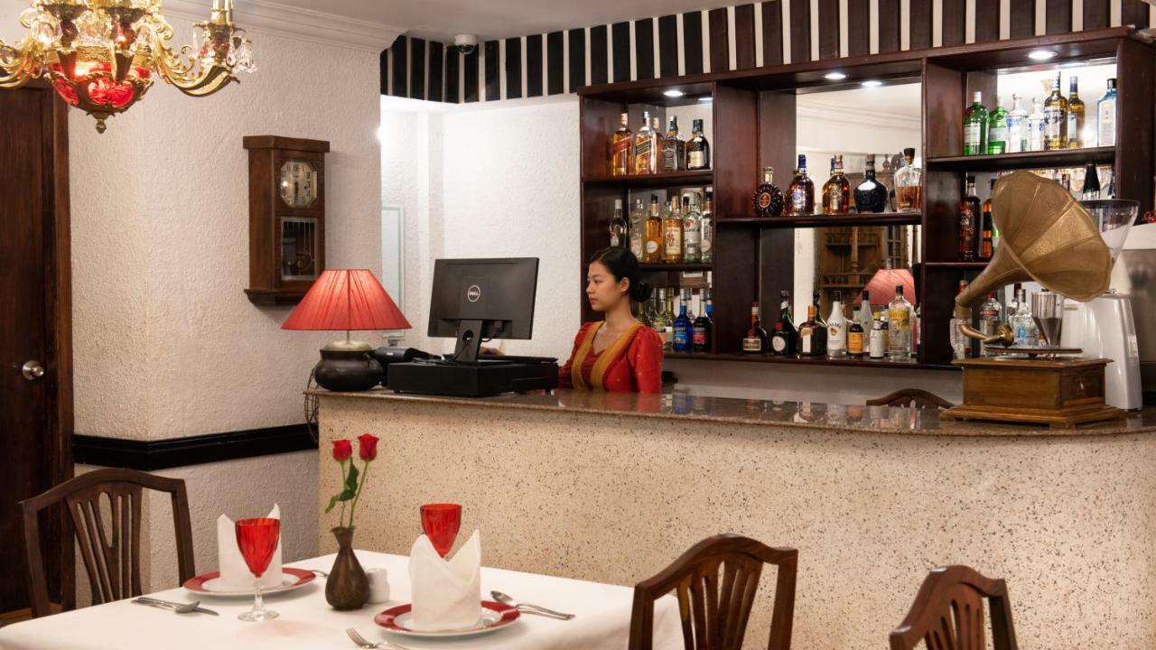 Mane Colonial Classic Sziemreap Kültér fotó