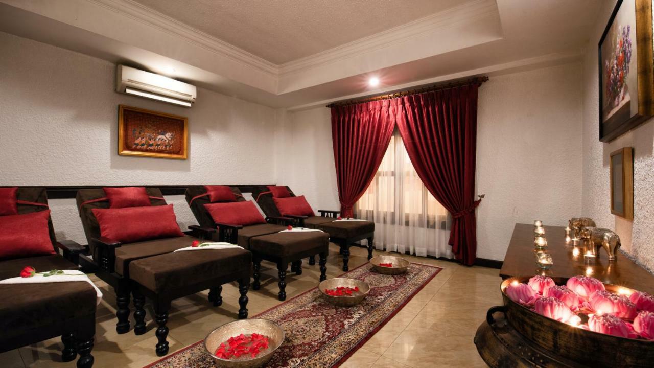 Mane Colonial Classic Sziemreap Kültér fotó